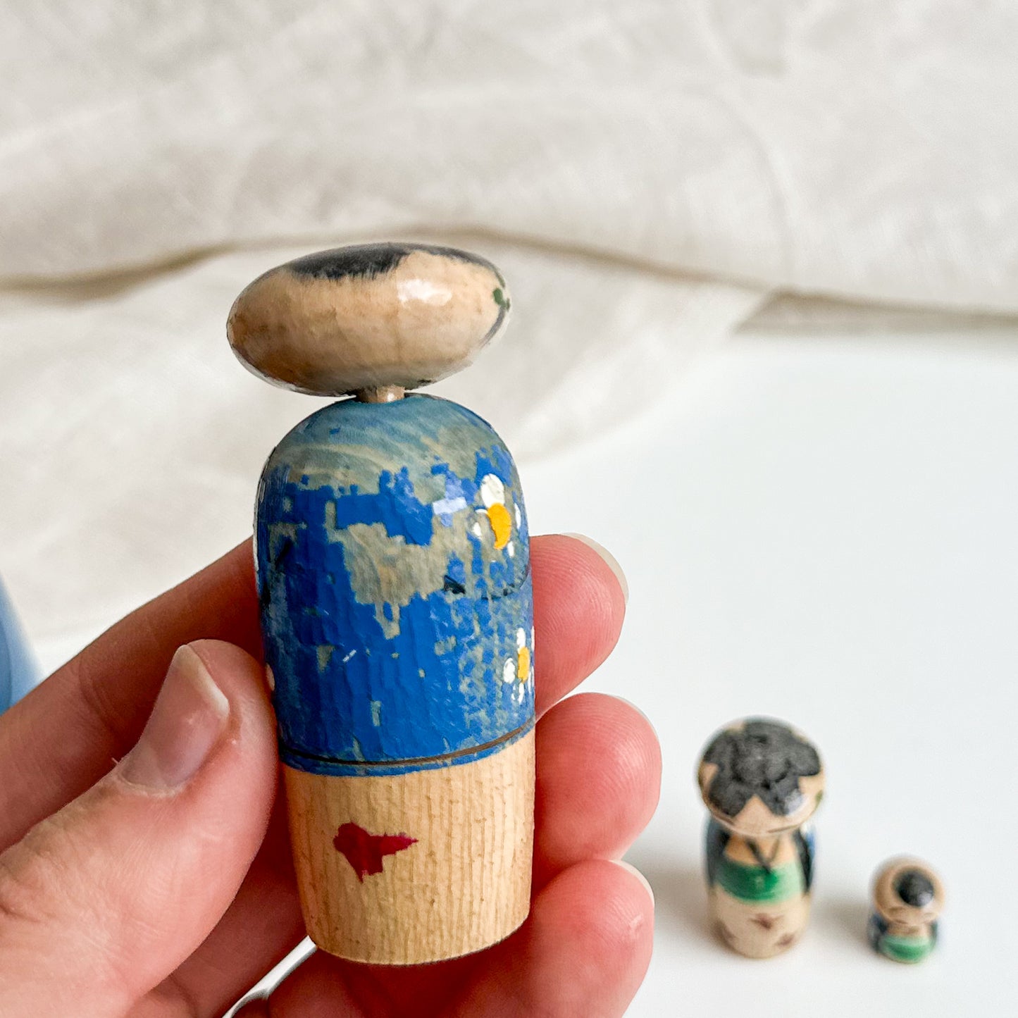 Vintage Kokeshi Bobblehead Nesting Dolls