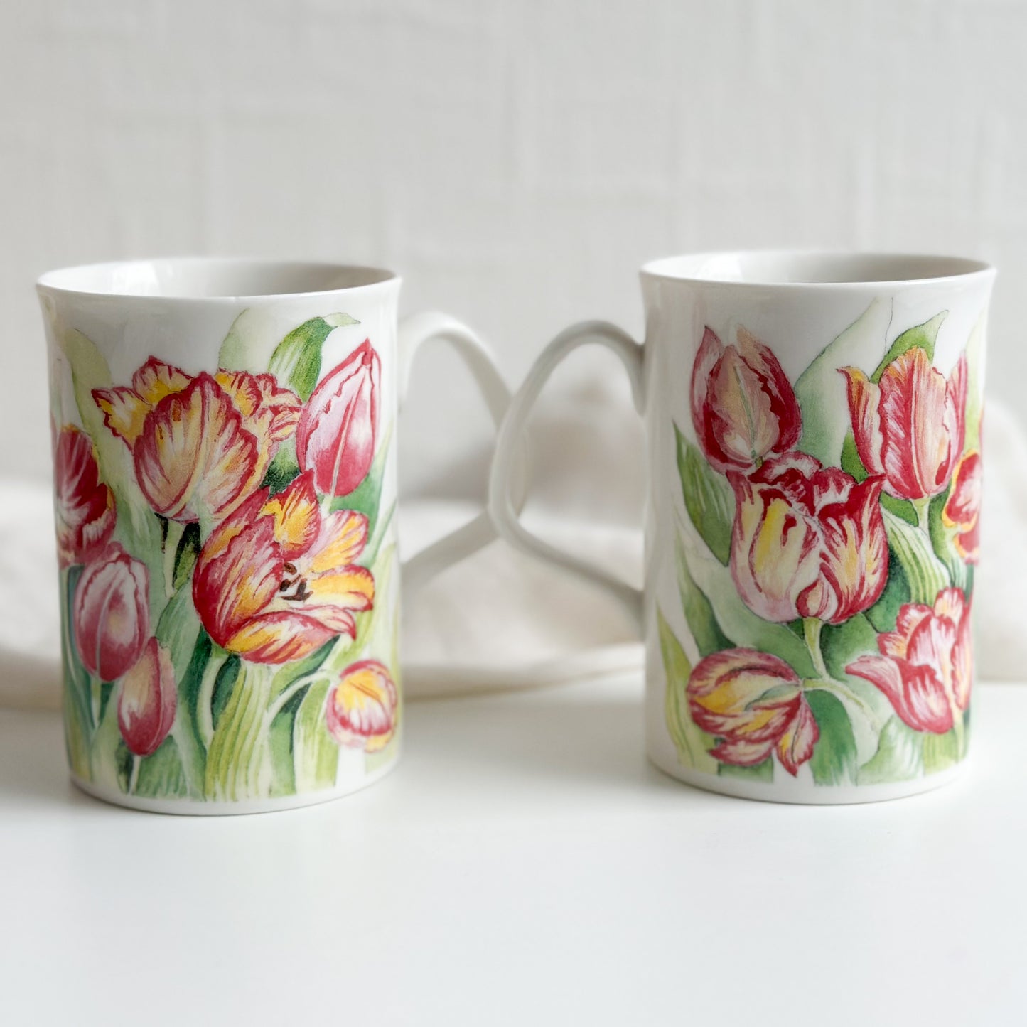 Pair of Tulip Mugs by Royal Doulton