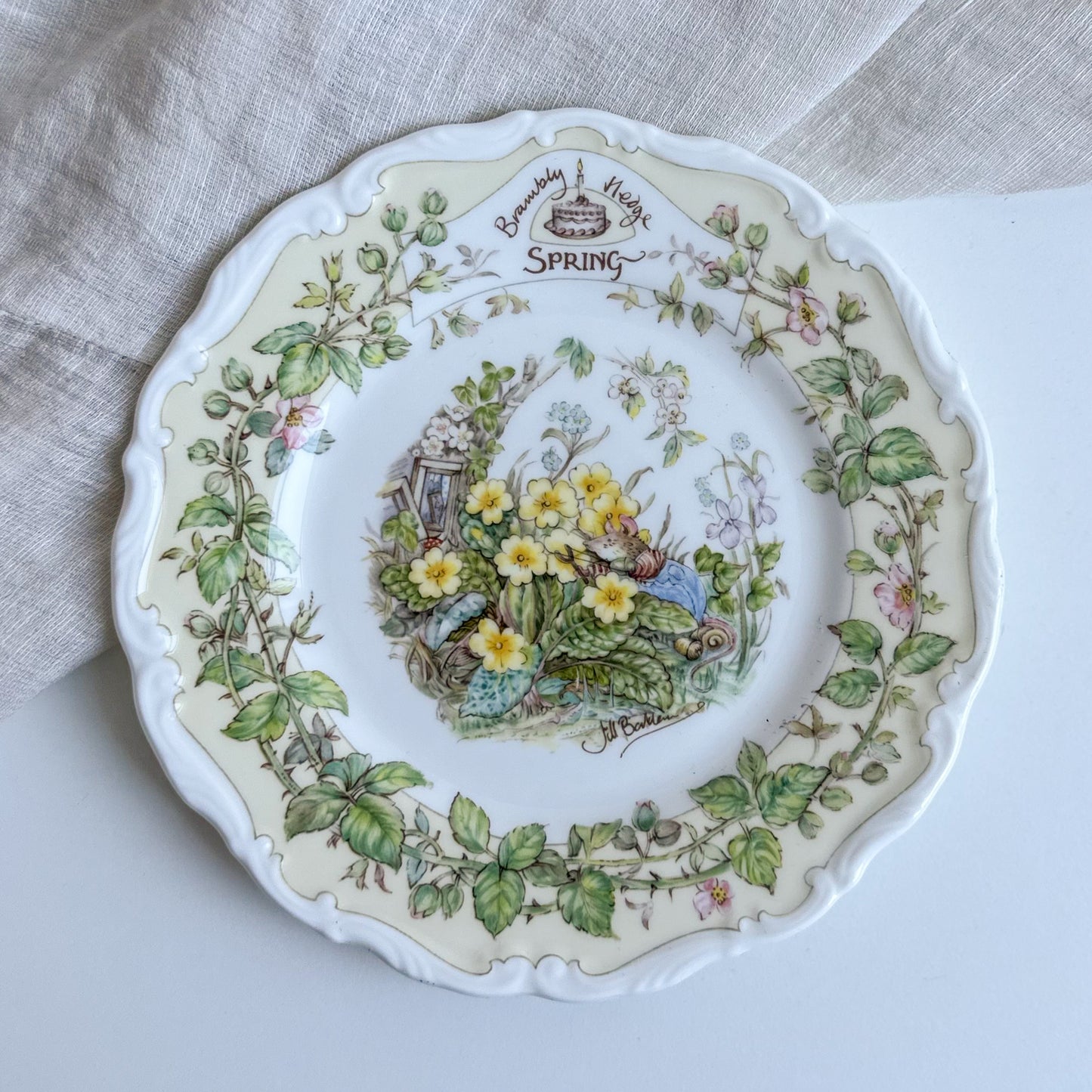 Brambly Hedge ‘Spring’ Tea Plate