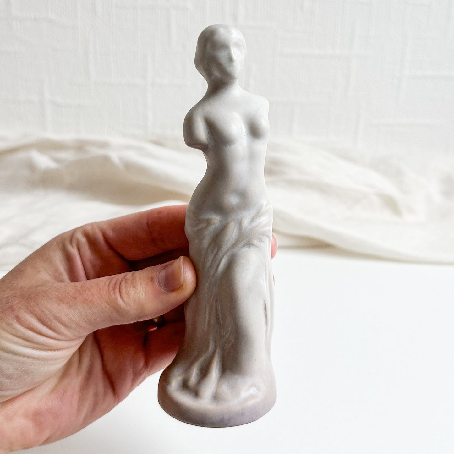 Venus de Milo Figurine